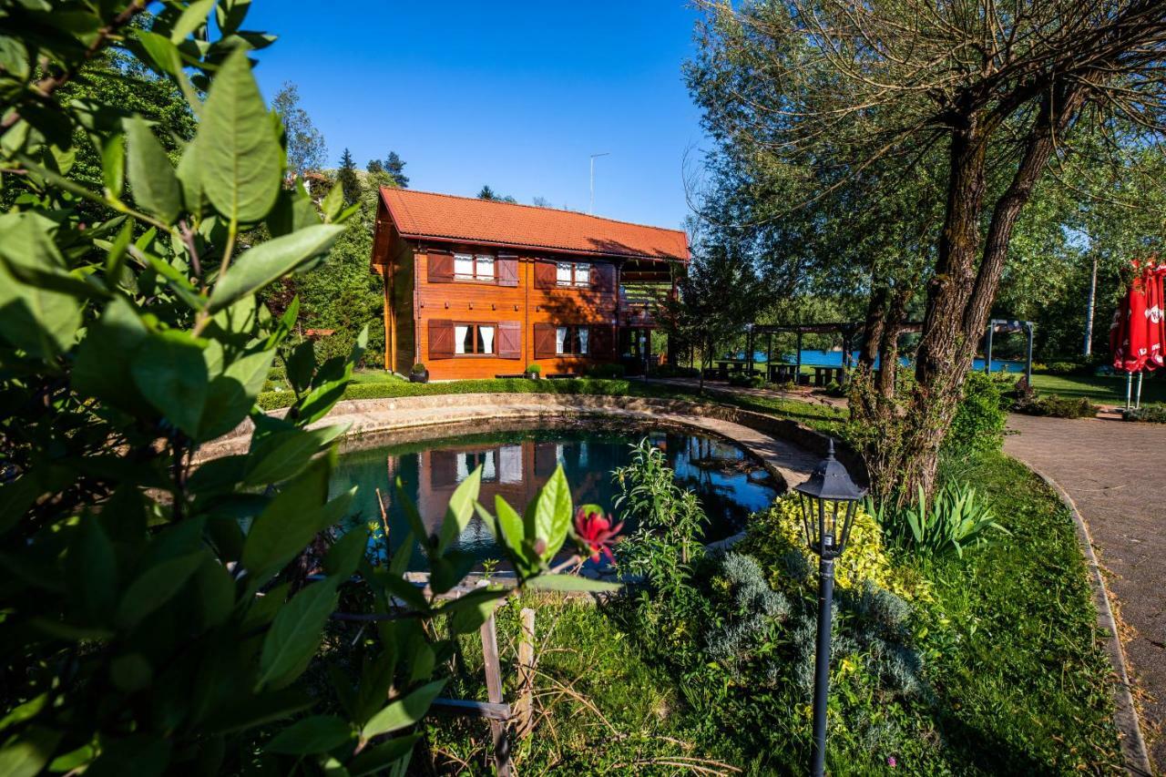 Apartment Mreznicka Kuca Duga Resa Exterior photo
